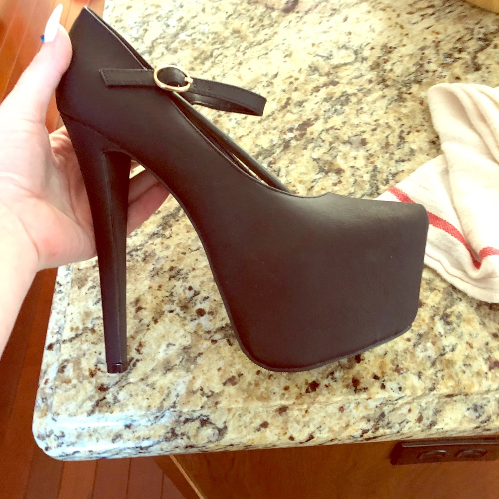 Sick CUSTOM platform Mary Janes 😤😤🌈